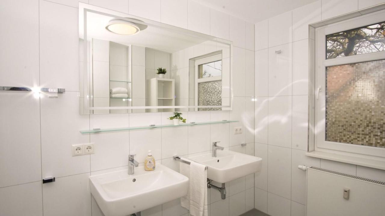 Terrasse, Gratis Nutzung Vom Ahoi Erlebnisbad Und Sauna In Sellin - Meeresblick Fewo 77 Гьорен Екстериор снимка