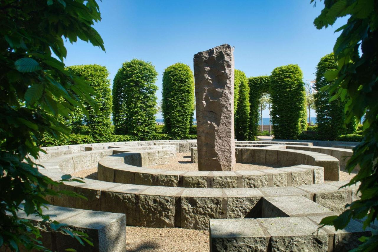 Terrasse, Gratis Nutzung Vom Ahoi Erlebnisbad Und Sauna In Sellin - Meeresblick Fewo 77 Гьорен Екстериор снимка