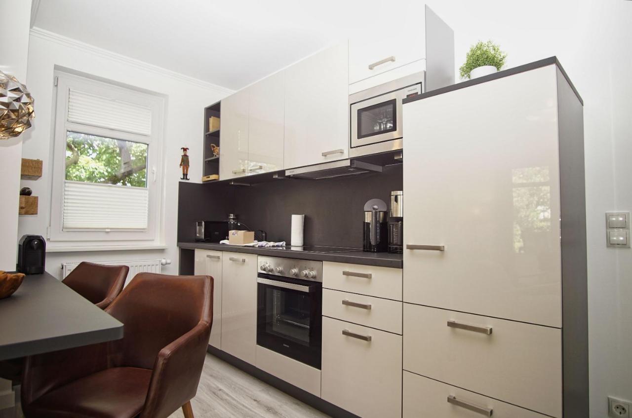 Terrasse, Gratis Nutzung Vom Ahoi Erlebnisbad Und Sauna In Sellin - Meeresblick Fewo 77 Гьорен Екстериор снимка